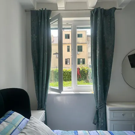 Apartment Db Split